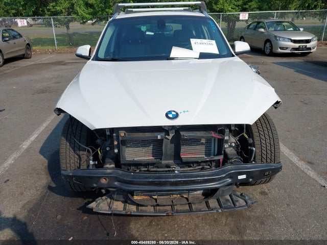 2015 Bmw X1 Xdrive28i მანქანა იყიდება აუქციონზე, vin: WBAVL1C57FVY25133, აუქციონის ნომერი: 45489280