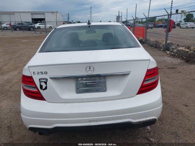 Продаж на аукціоні авто 2013 Mercedes-benz C 250 Sport, vin: WDDGF4HB2DA769065, номер лоту: 45489289
