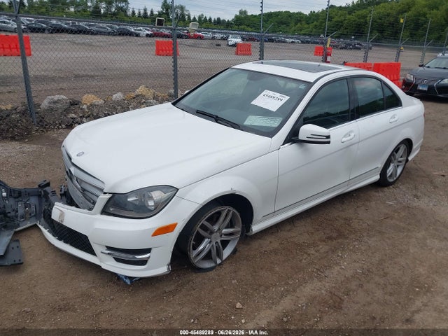 Продаж на аукціоні авто 2013 Mercedes-benz C 250 Sport, vin: WDDGF4HB2DA769065, номер лоту: 45489289