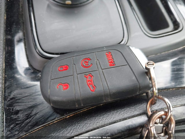 2023 Chrysler 300 300s მანქანა იყიდება აუქციონზე, vin: 2C3CCABG8PH624353, აუქციონის ნომერი: 45489298