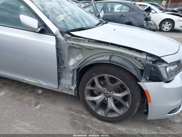 2023 Chrysler 300 300s მანქანა იყიდება აუქციონზე, vin: 2C3CCABG8PH624353, აუქციონის ნომერი: 45489298