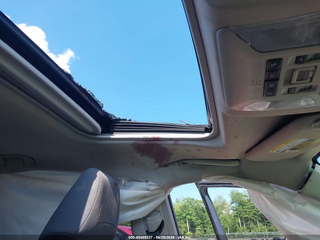 JTMRWRFVXKD500045 Toyota Rav4 Hybrid Xle