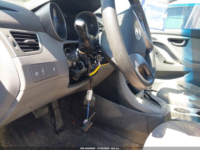 5NPDH4AE1GH662856 Hyundai ELANTRA SE