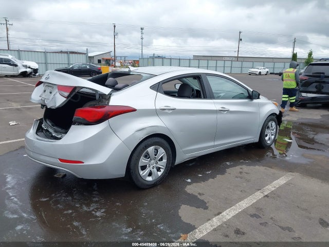 5NPDH4AE1GH662856 Hyundai ELANTRA SE