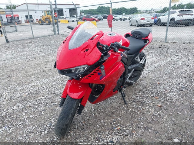 45489453 :رقم المزاد ، MLHPC7054S5100096 vin ، 2025 Honda Cbr500 Ra مزاد بيع