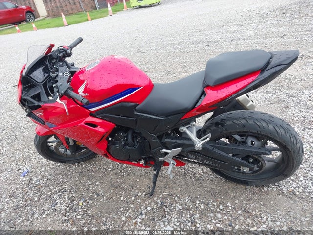 45489453 :رقم المزاد ، MLHPC7054S5100096 vin ، 2025 Honda Cbr500 Ra مزاد بيع