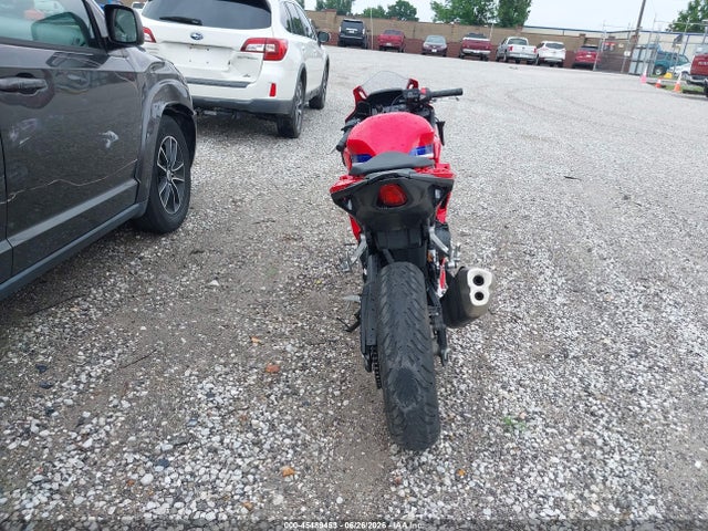 45489453 :رقم المزاد ، MLHPC7054S5100096 vin ، 2025 Honda Cbr500 Ra مزاد بيع