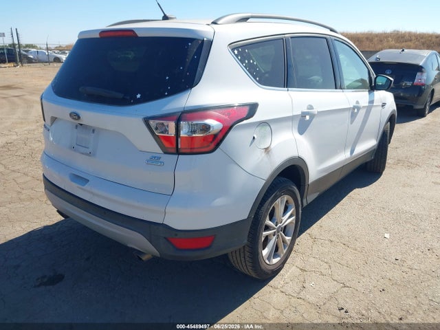 2017 Ford Escape Se მანქანა იყიდება აუქციონზე, vin: 1FMCU0GD1HUB45929, აუქციონის ნომერი: 45489497