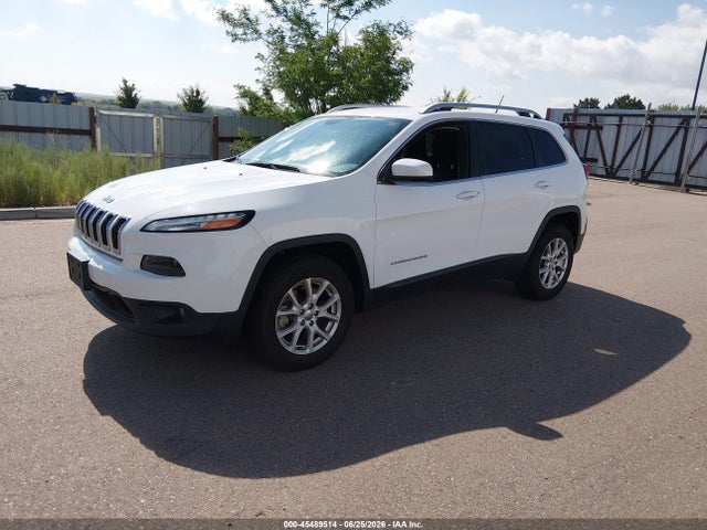 Jeep Cherokee Latitude 4x4 2018 1C4PJMCB4JD528473 Image 2