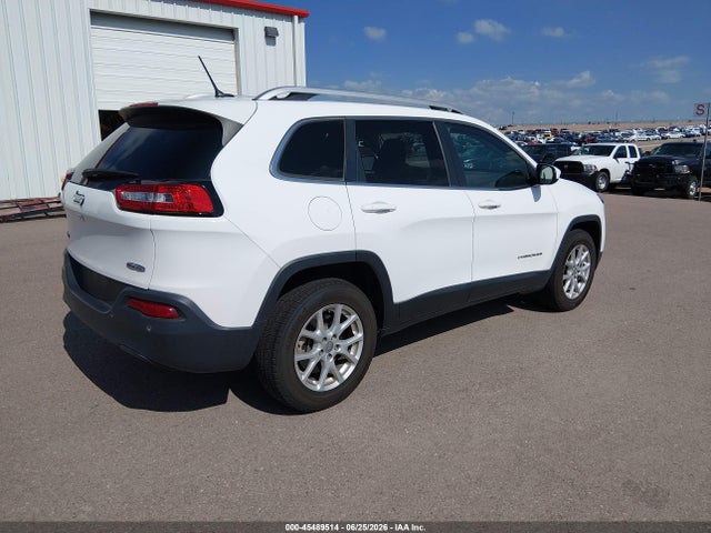 Jeep Cherokee Latitude 4x4 2018 1C4PJMCB4JD528473 Image 4