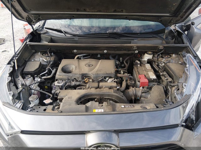 2021 Toyota Rav4 Xle Premium მანქანა იყიდება აუქციონზე, vin: 2T3C1RFV5MC126245, აუქციონის ნომერი: 45489544