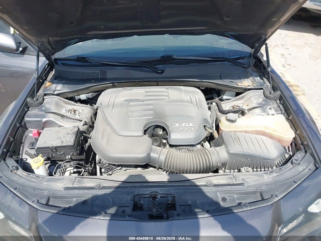 45489610 :رقم المزاد ، 2C3CCABG8PH541960 vin ، 2023 Chrysler 300 300s مزاد بيع