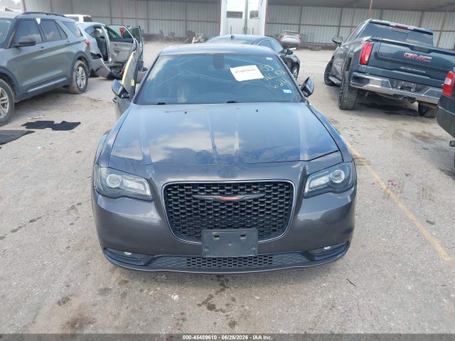 45489610 :رقم المزاد ، 2C3CCABG8PH541960 vin ، 2023 Chrysler 300 300s مزاد بيع