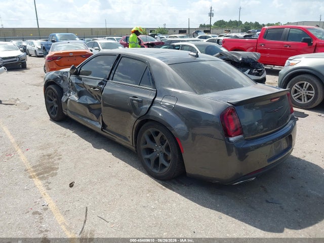 45489610 :رقم المزاد ، 2C3CCABG8PH541960 vin ، 2023 Chrysler 300 300s مزاد بيع