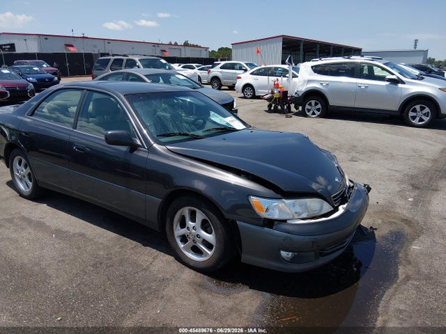45489676 :رقم المزاد ، JT8BF28GXY5093661 vin ، 2000 Lexus Es 300 مزاد بيع