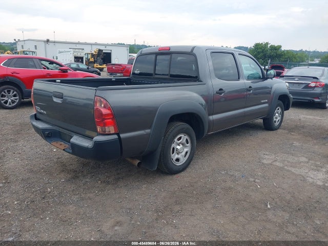 Toyota Tacoma 2014 5TFJX4CN0EX044402 Image 4