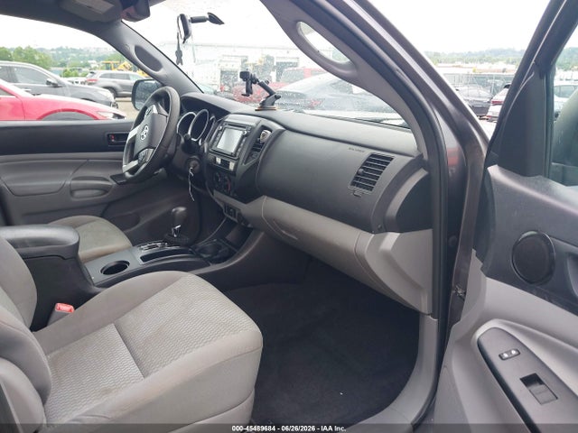 Toyota Tacoma 2014 5TFJX4CN0EX044402 Image 5