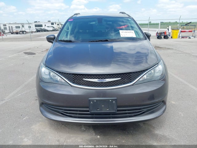 Продаж на аукціоні авто 2020 Chrysler Voyager Lxi, vin: 2C4RC1DG9LR195652, номер лоту: 45489694