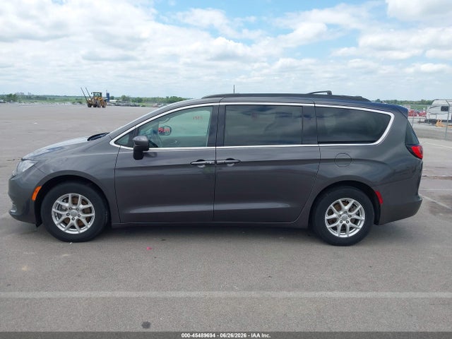 Продаж на аукціоні авто 2020 Chrysler Voyager Lxi, vin: 2C4RC1DG9LR195652, номер лоту: 45489694