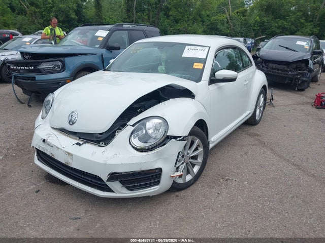 Продаж на аукціоні авто 2018 Volkswagen Beetle 2.0t Coast/2.0t S, vin: 3VWFD7AT5JM706246, номер лоту: 45489721