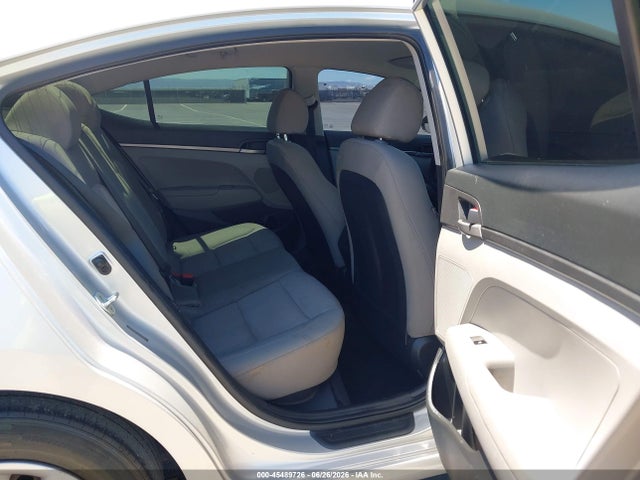 Hyundai ELANTRA SE 2018 5NPD74LF1JH342985 Image 8