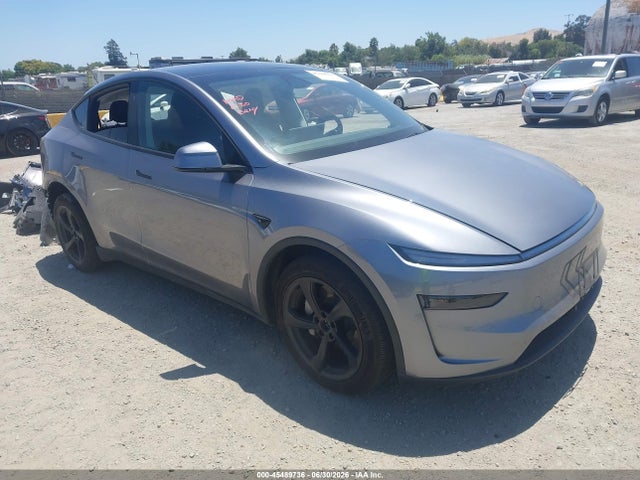 Tesla Model Y All-wheel Drive/long Range Launch Series/premium All-wheel Drive 2026 7SAYGDEE7TF344153 zdjęcie główne