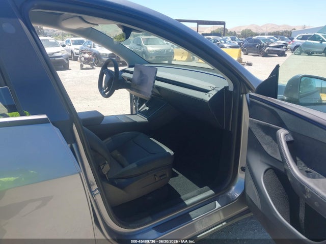 Продажа на аукционе авто 2026 Tesla Model Y All-wheel Drive/long Range Launch Series/premium All-wheel Drive, vin: 7SAYGDEE7TF344153, номер лота: 45489736