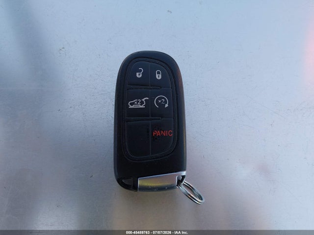 1C4PJMCS4FW774743 Jeep Cherokee Latitude Altitude