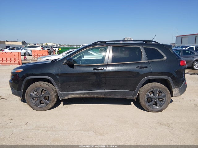 1C4PJMCS4FW774743 Jeep Cherokee Latitude Altitude