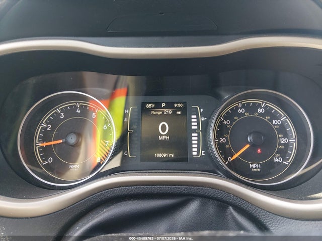 1C4PJMCS4FW774743 Jeep Cherokee Latitude Altitude