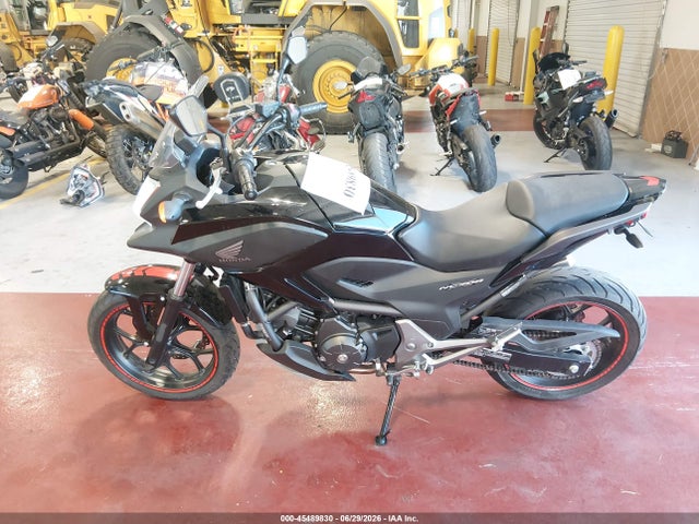 Honda NC700X 2015 JH2RC6306FK100024 Image 13