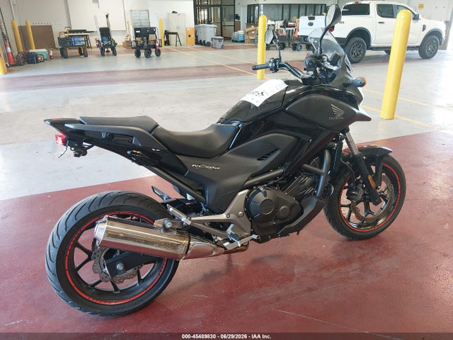 Honda NC700X 2015 JH2RC6306FK100024 Image 4