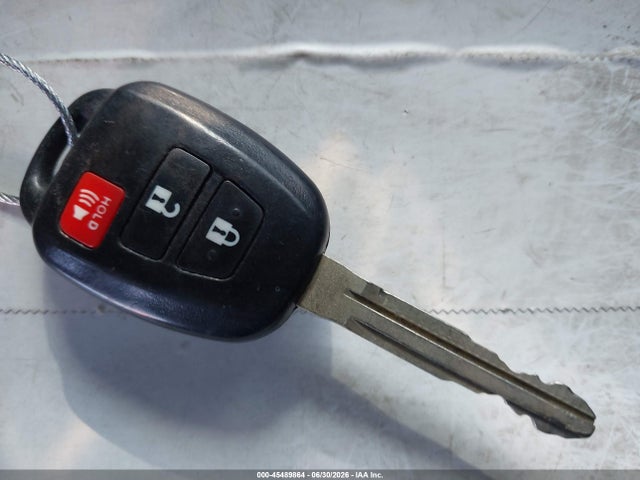 5TFAX5GN3JX108913 Toyota Tacoma Sr5