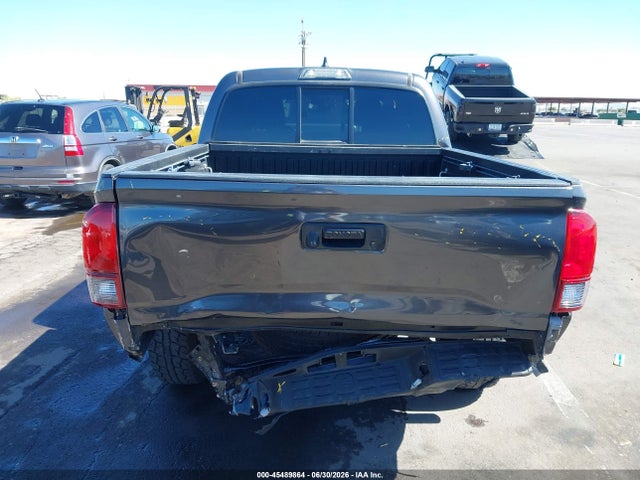 5TFAX5GN3JX108913 Toyota Tacoma Sr5