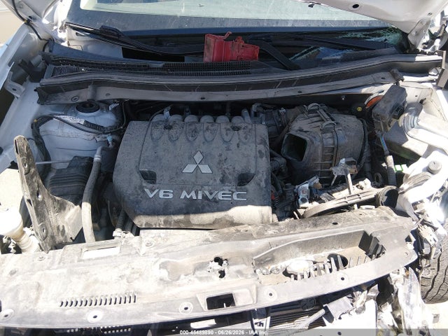 Mitsubishi OUTLANDER GT 2014 JA4JZ4AX3EZ001766 Image 10