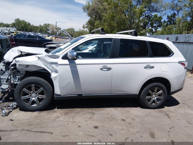Mitsubishi OUTLANDER GT 2014 JA4JZ4AX3EZ001766 Image 15