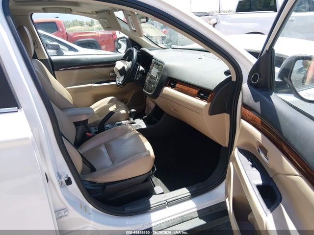 Mitsubishi OUTLANDER GT 2014 JA4JZ4AX3EZ001766 Image 5