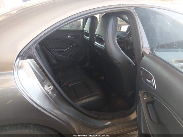 WDDSJ4EB7FN271629 Mercedes-Benz CLA 250