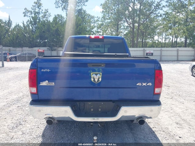 3C6RR7LT2HG769819 RAM 1500 Big Horn 4x4 5&#039;7 Box