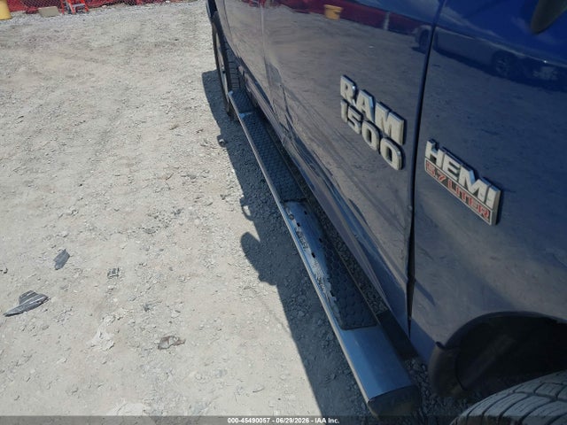 3C6RR7LT2HG769819 RAM 1500 Big Horn 4x4 5&#039;7 Box