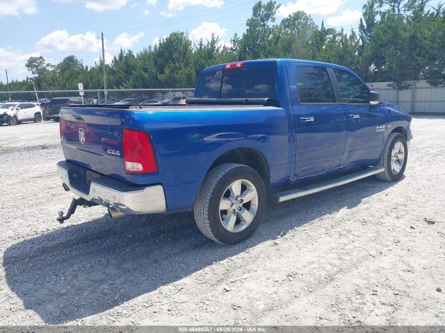 3C6RR7LT2HG769819 RAM 1500 Big Horn 4x4 5&#039;7 Box