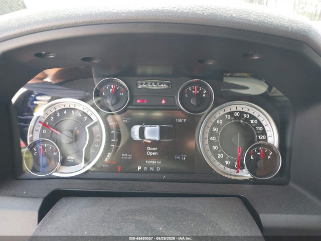 3C6RR7LT2HG769819 RAM 1500 Big Horn 4x4 5&#039;7 Box
