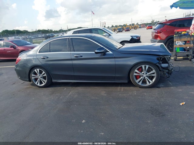 Aukcja sprzedaży 2015 Mercedes-benz C 400 4matic, vin: 55SWF6GB4FU010753, numer aukcji: 45490102