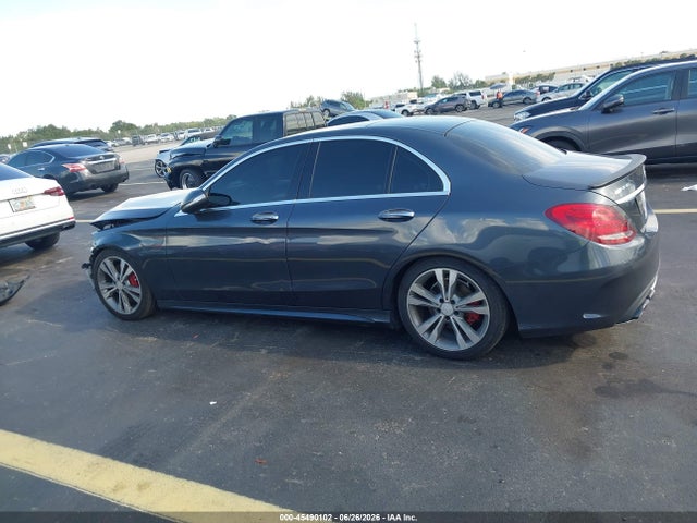 Aukcja sprzedaży 2015 Mercedes-benz C 400 4matic, vin: 55SWF6GB4FU010753, numer aukcji: 45490102