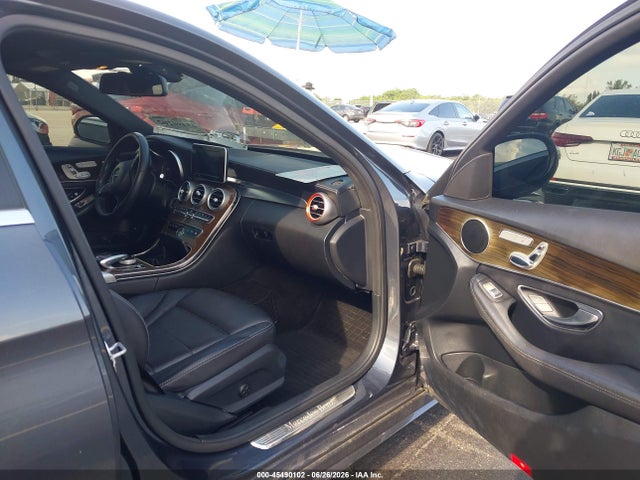 Aukcja sprzedaży 2015 Mercedes-benz C 400 4matic, vin: 55SWF6GB4FU010753, numer aukcji: 45490102
