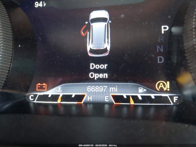 45490128 :رقم المزاد ، 1C4PJMBS8FW693973 vin ، 2015 Jeep Cherokee Trailhawk مزاد بيع