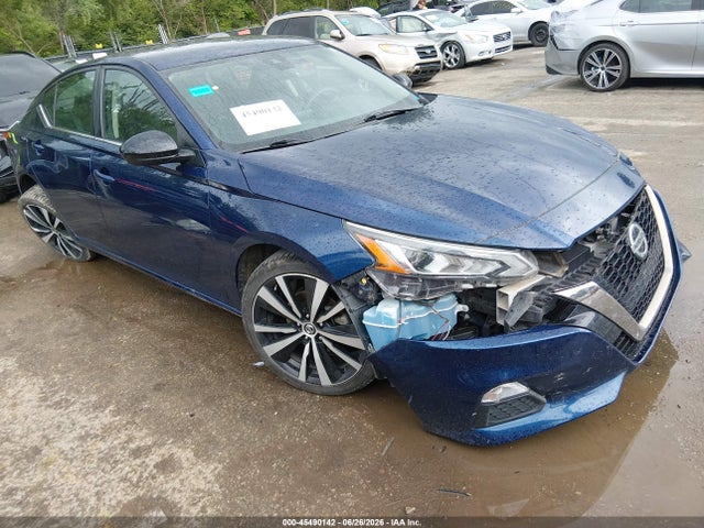 45490142 :رقم المزاد ، 1N4BL4CV7NN384292 vin ، 2022 Nissan Altima Sr Fwd مزاد بيع