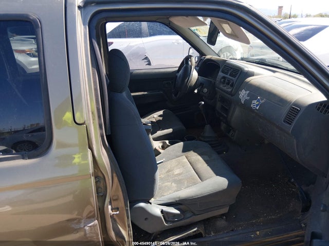 45490148 :رقم المزاد ، 1N6ED27T51C315833 vin ، 2001 Nissan Frontier Xe-v6 مزاد بيع