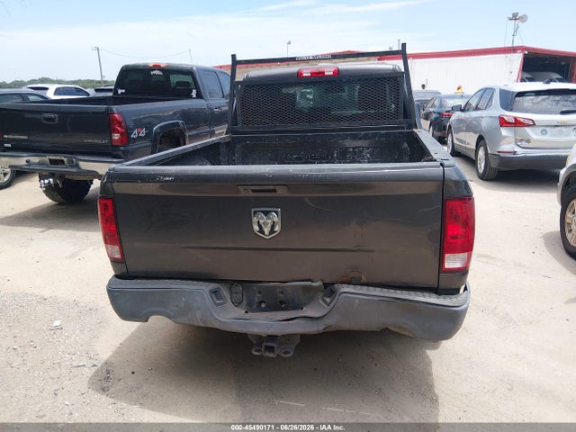 45490171 :رقم المزاد ، 1C6RR6FG9KS608926 vin ، 2019 Ram 1500 Classic Tradesman  4x2 6'4 Box مزاد بيع