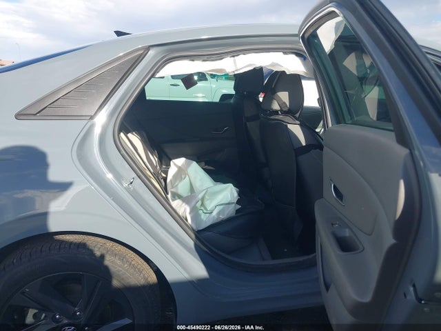 KMHLS4AG7MU193638 Hyundai ELANTRA SEL